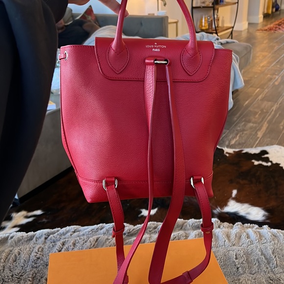 Louis Vuitton LOCKME backpack in Red (worn twice) - Picture 3 of 7